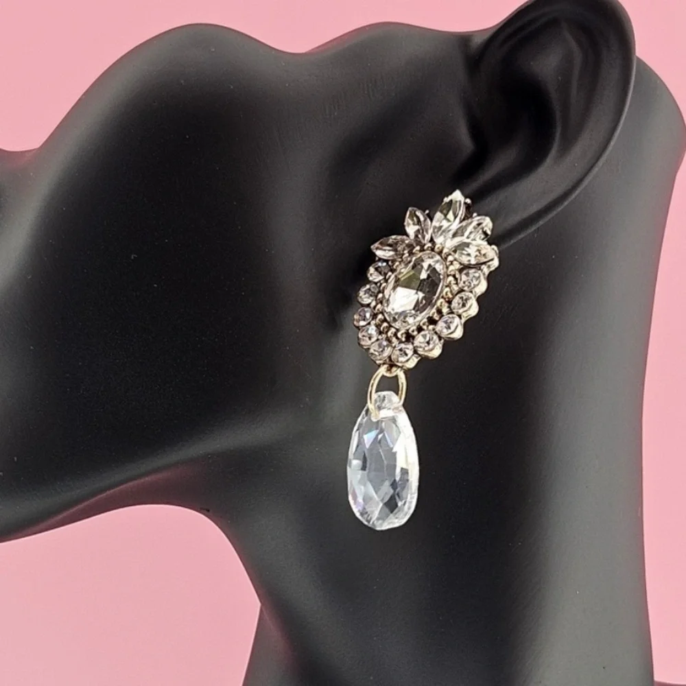 Kenneth Jay Lane Earrings Gold Tone Crystal Drop Earrings Formal Evenings - Picture 2 of 2